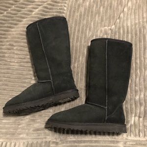 New Ugg tall black boots size 8
